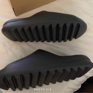 ✨Yeezy Slides✨